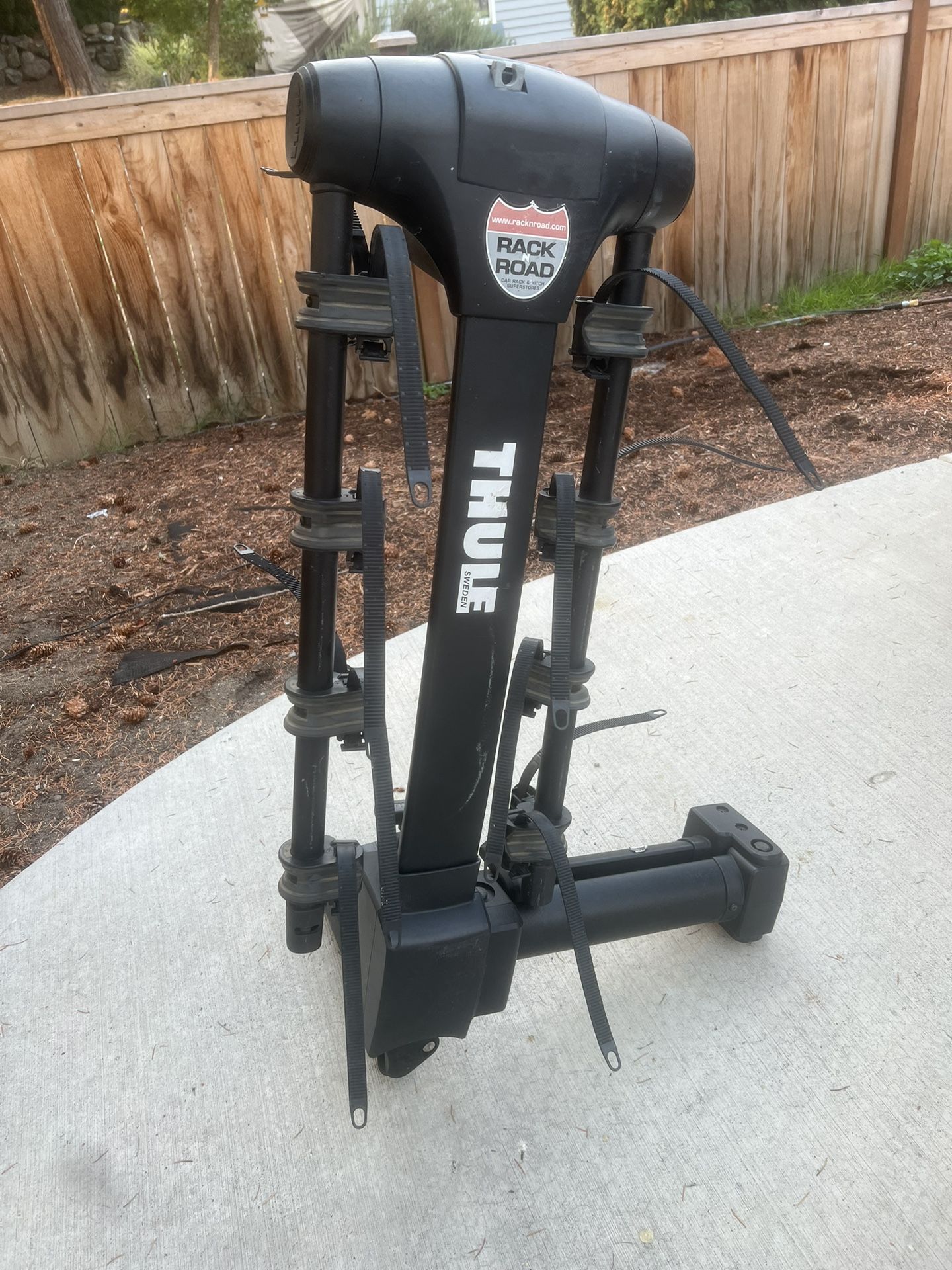 Thule Swing 4-bike Hanging  Rack