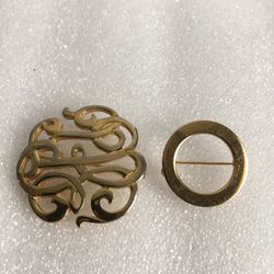 2 VINTAGE BROOCH STAMPED