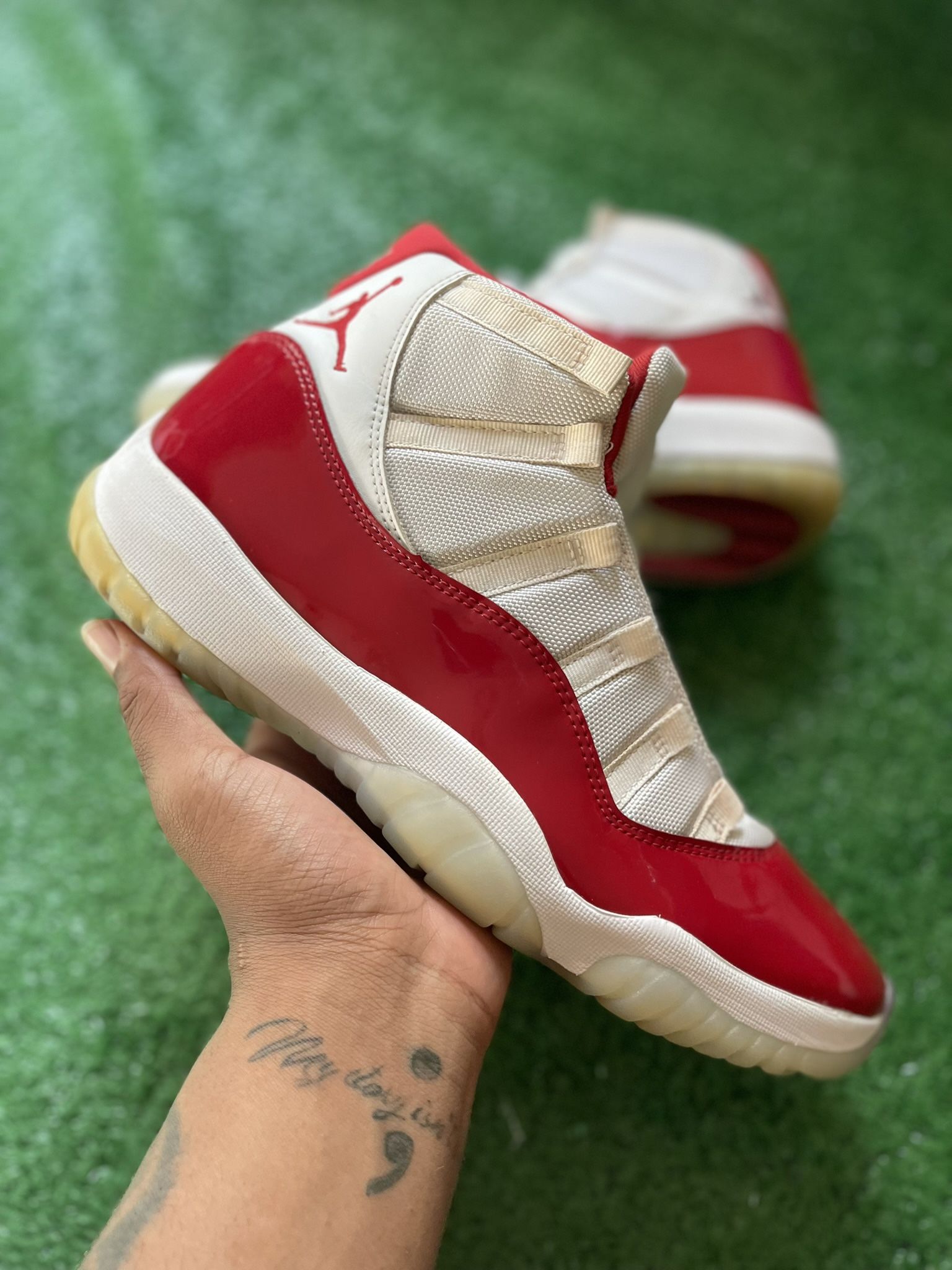 Jordan 11 Cherry
