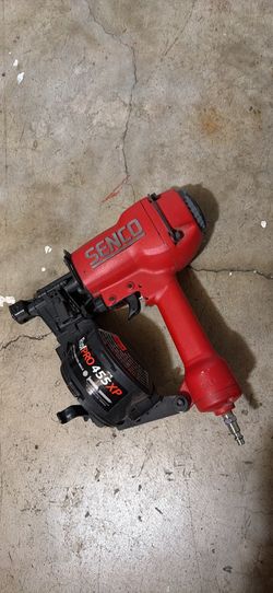 Senco RoofPro 455XP Pneumatic 15° 3/4” - 1-3/4 in. Coil Nailer