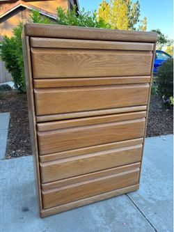 Solid Oak Wood 5 Drawer Dresser Chest of Drawers Furniture