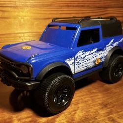 Bass Pro Shop Deluxe Ford Bronco
