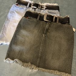 Levi’s skirts brand with belts new size 9 