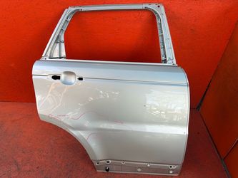 2014 - 2022 LAND RANGE ROVER SPORT RIGHT PASSENGER SIDE REAR DOOR SHELL OEM