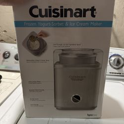 Cuisinart Frozen Yogurt & Ice Cream Maker
