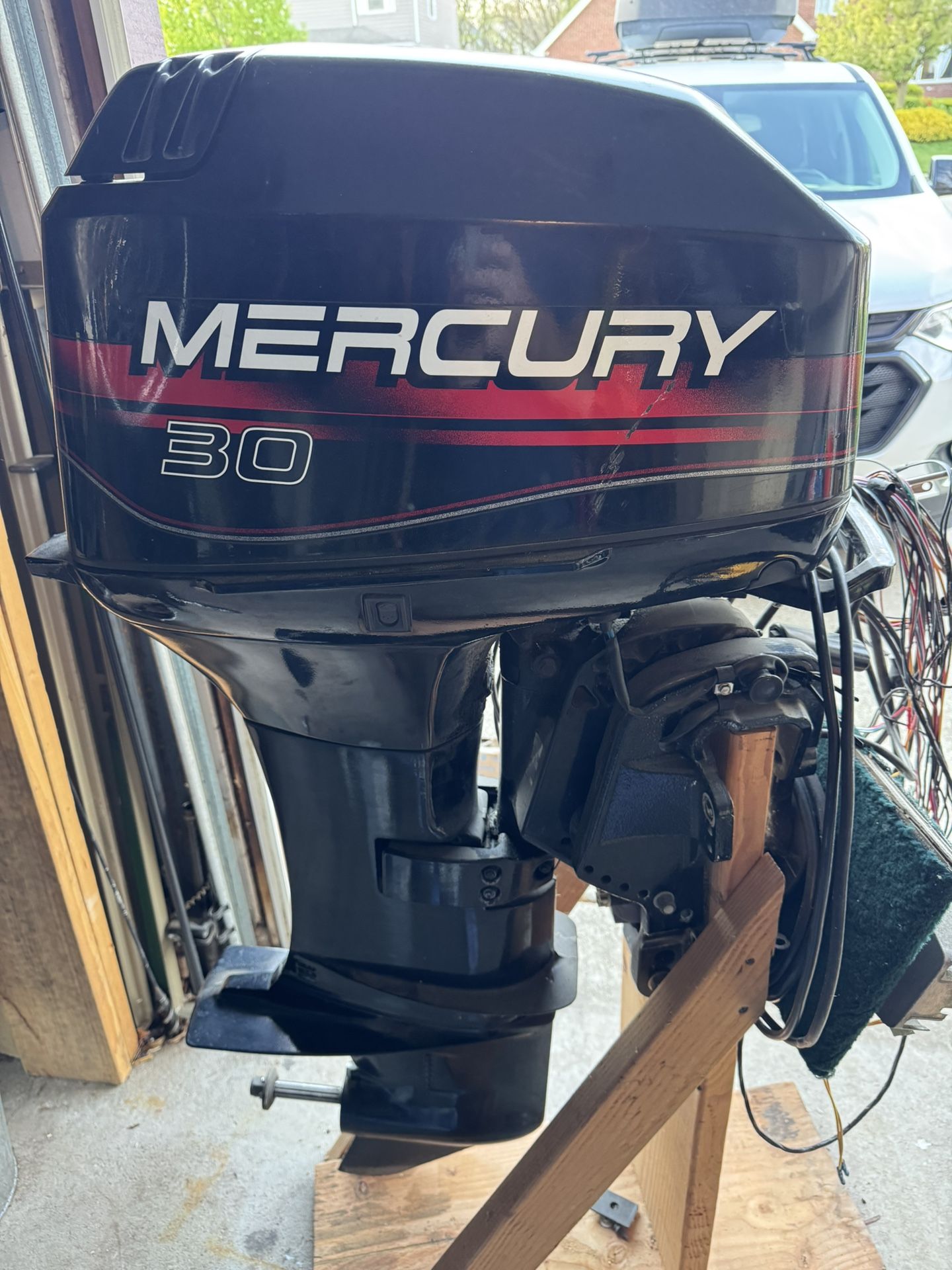 98 Mercury 30hp, Boat Outboard Motor Power Trim, Good Condition 
