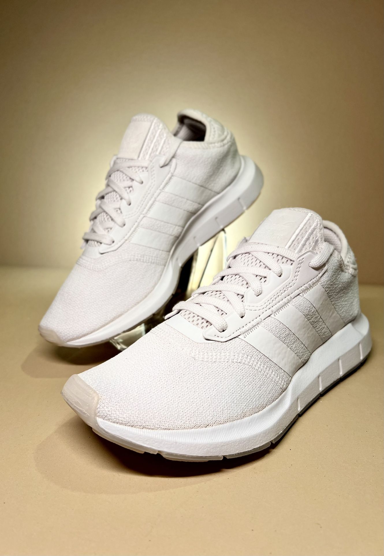 Adidas Women's Swift Run X Shoes in White Sz