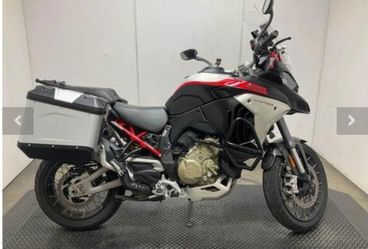2023 Ducati Multistrada V4 Rally Brushed Aluminum & Matte Blac