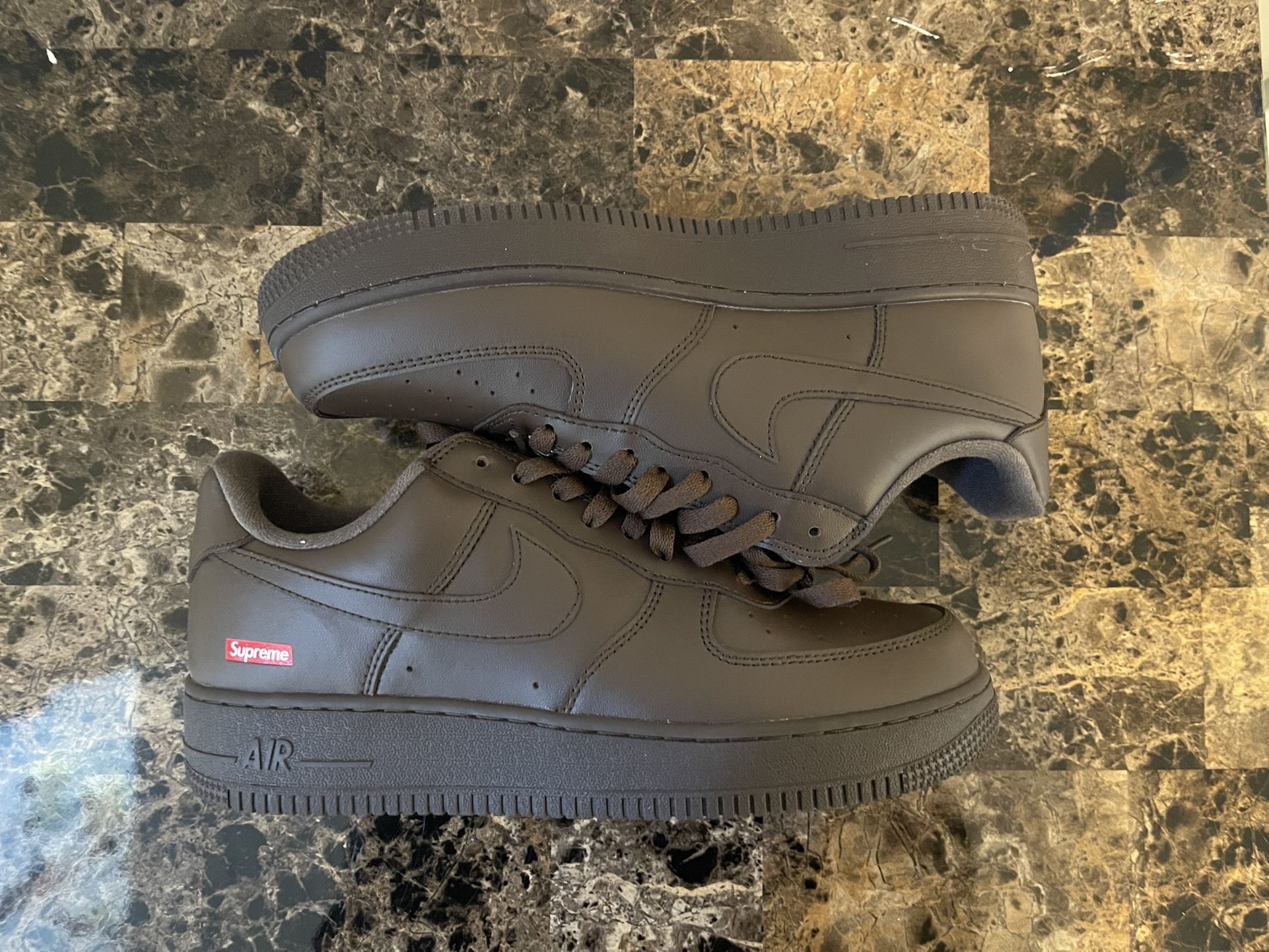 Air Force 1 Low Supreme Baroque Brown, BROWN Stylish Duffel Bag, Air Force 1 Shadow Sunset Pulse