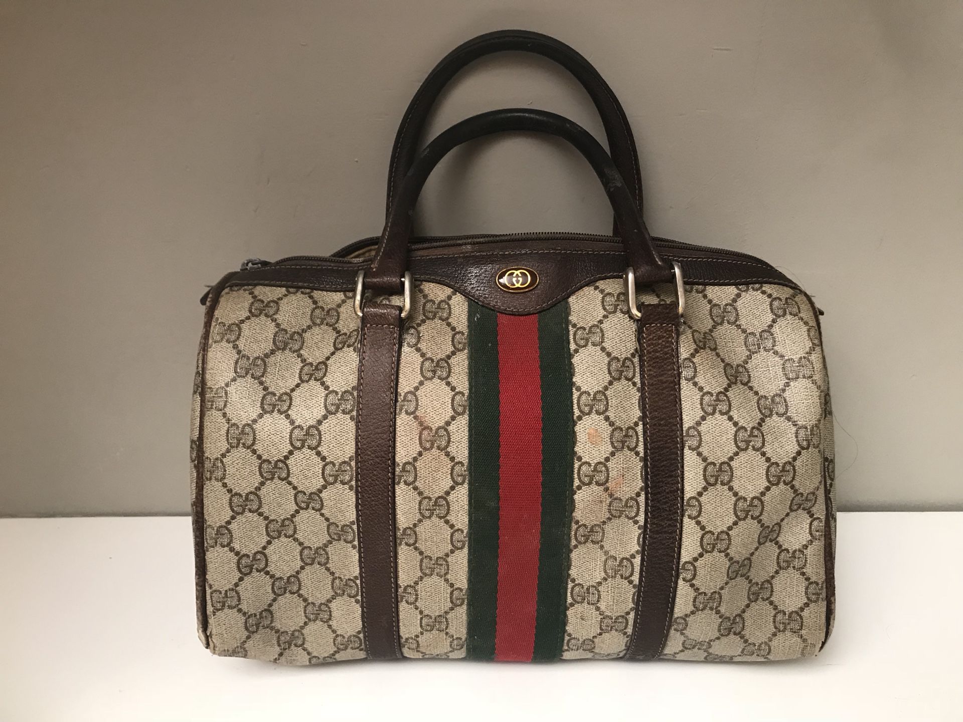 AUTHENTIC GUCCI DOCTORS SATCHEL IN NEED OF TLC
