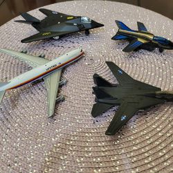 Lot of 4 vintage planes/fighter jets good condition some scratches see pictures. 