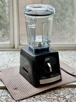 Vitamix A2500 Ascent Series Blender – Tested