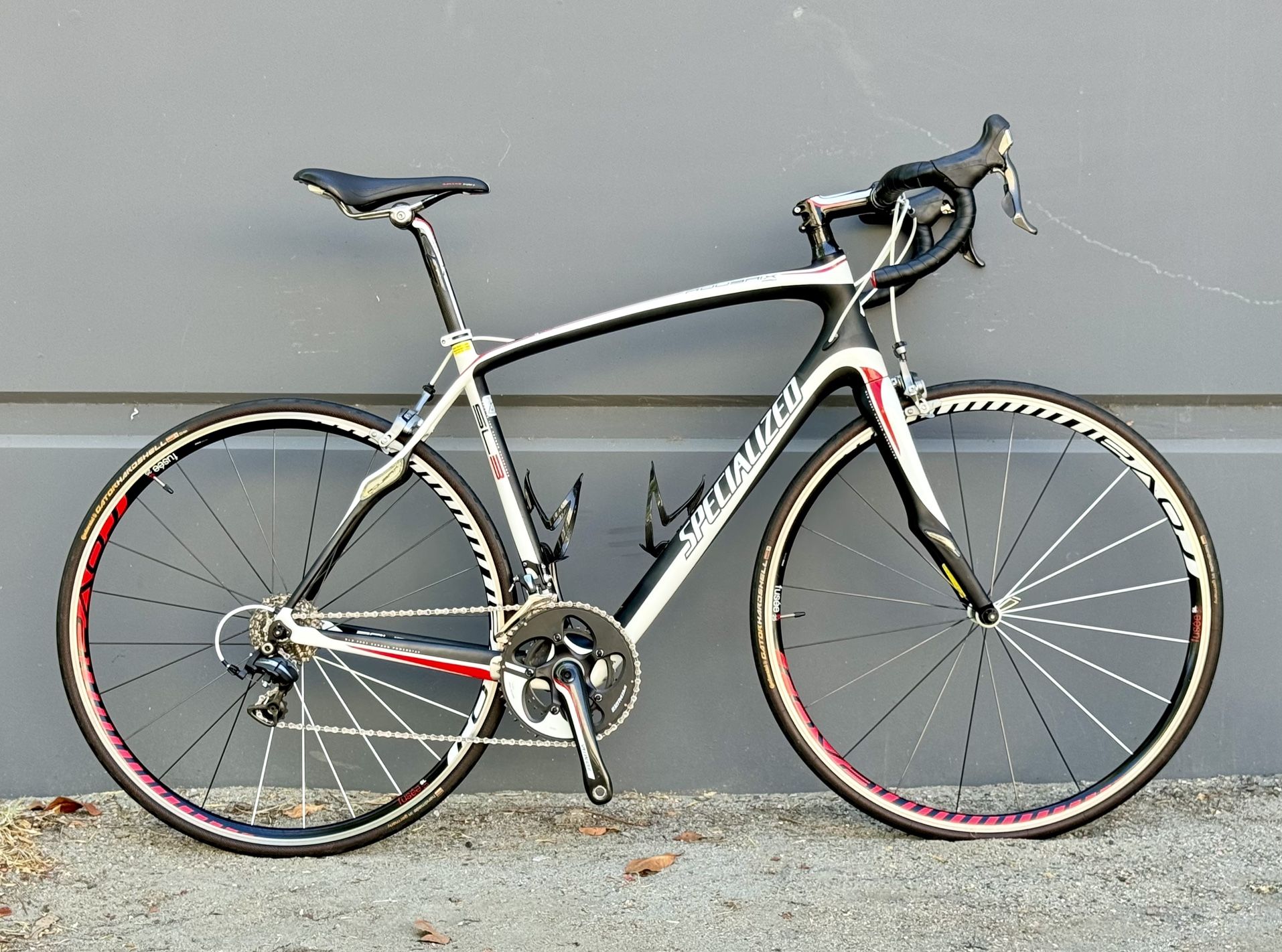 Specialized Roubaix PRO SL-3, Size - 56cm, full carbon light weight road bike, Dura-Ace