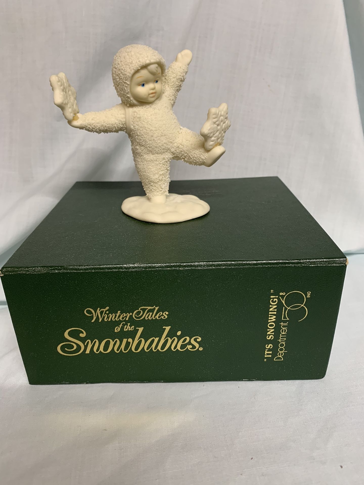 Snowbabies figurine