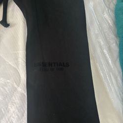 Essential Pants Small