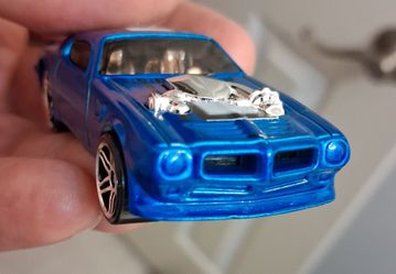 Hot Wheels '70 Pontiac Firebird Blue Variation and White SCUM BUM Variation Hard to Find