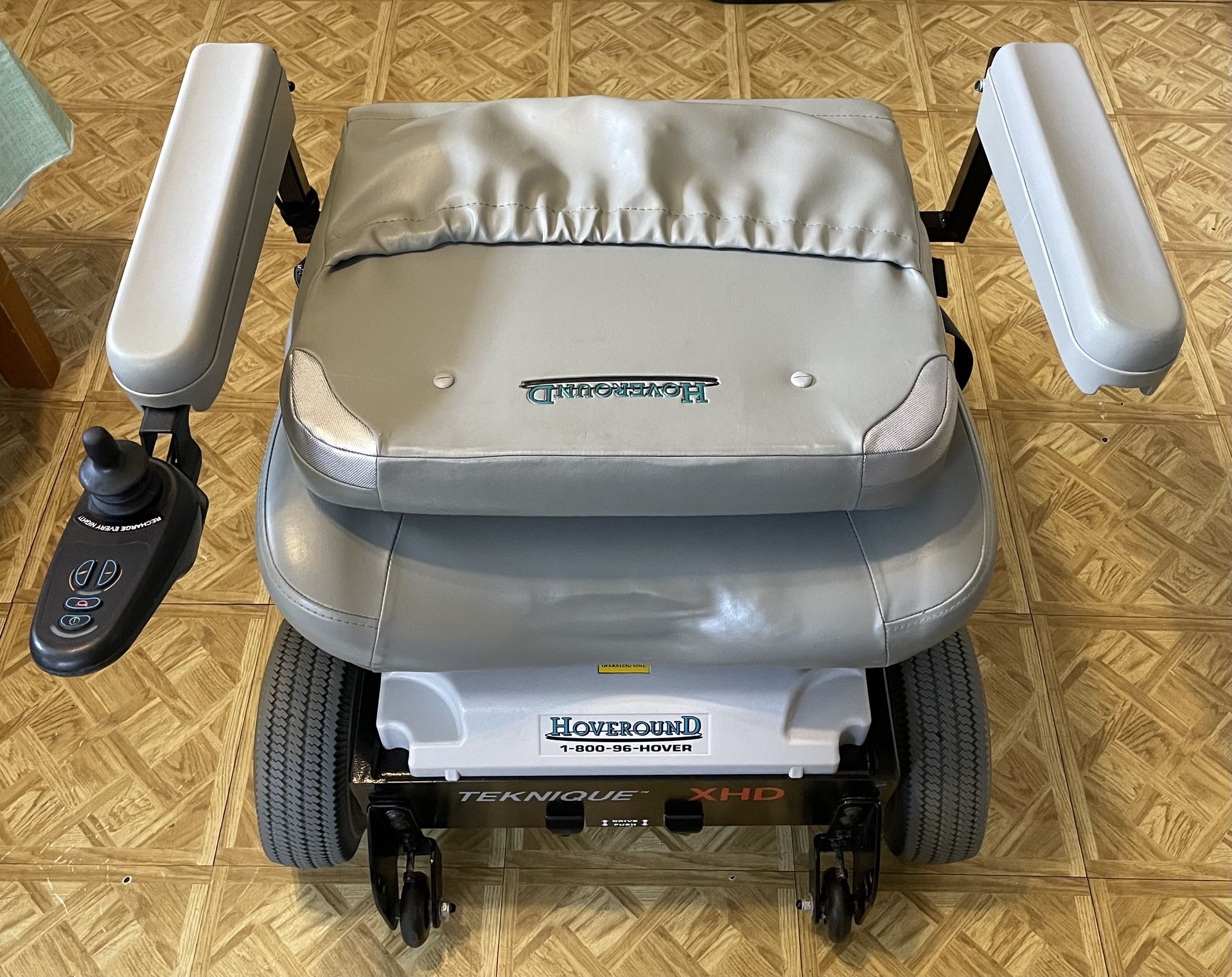 Hoveround Teknique XHD Bariatric Wheelchair for Sale in Philadelphia