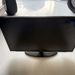 Samsung 32” Smart TV (Model: UN32H5203AF) - Great Condition!