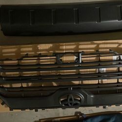  ‘25 Tundra OEM Grille And Lower Valance