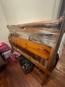 Sandwood cast iron wooden frame bed