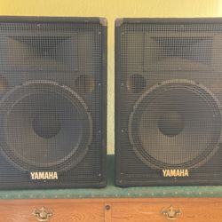 Yamaha S15e PA Speakers (pair)
