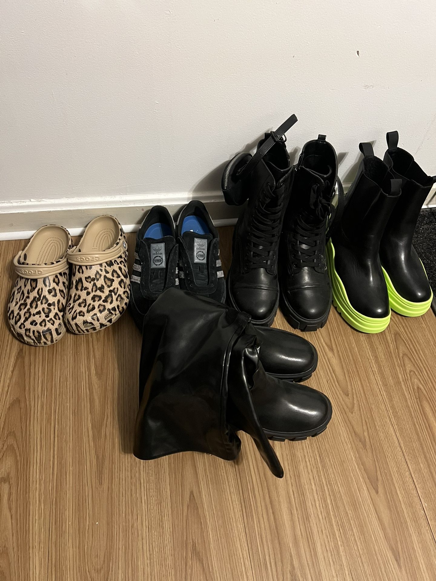 Shoe Bundle- Firm Price