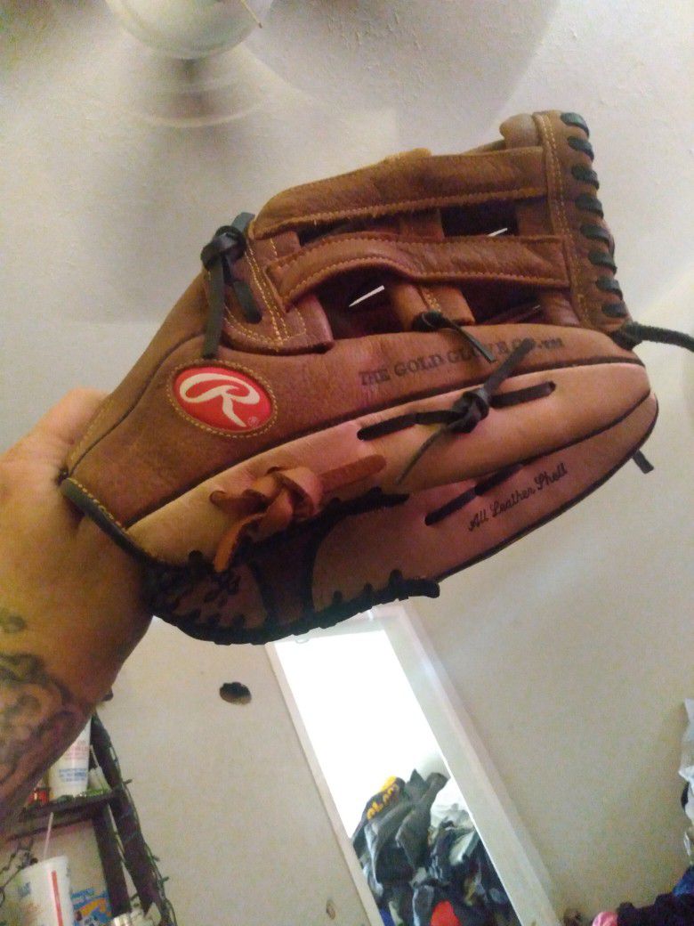 13in Rawlings Baseball Glove New