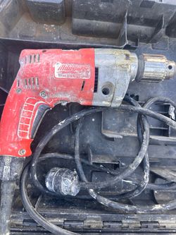 Milwaukee Magnum Hole-Shooter Corded Drill