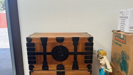 LANE Cedar Hope Chest