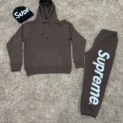 Supreme Hoodie