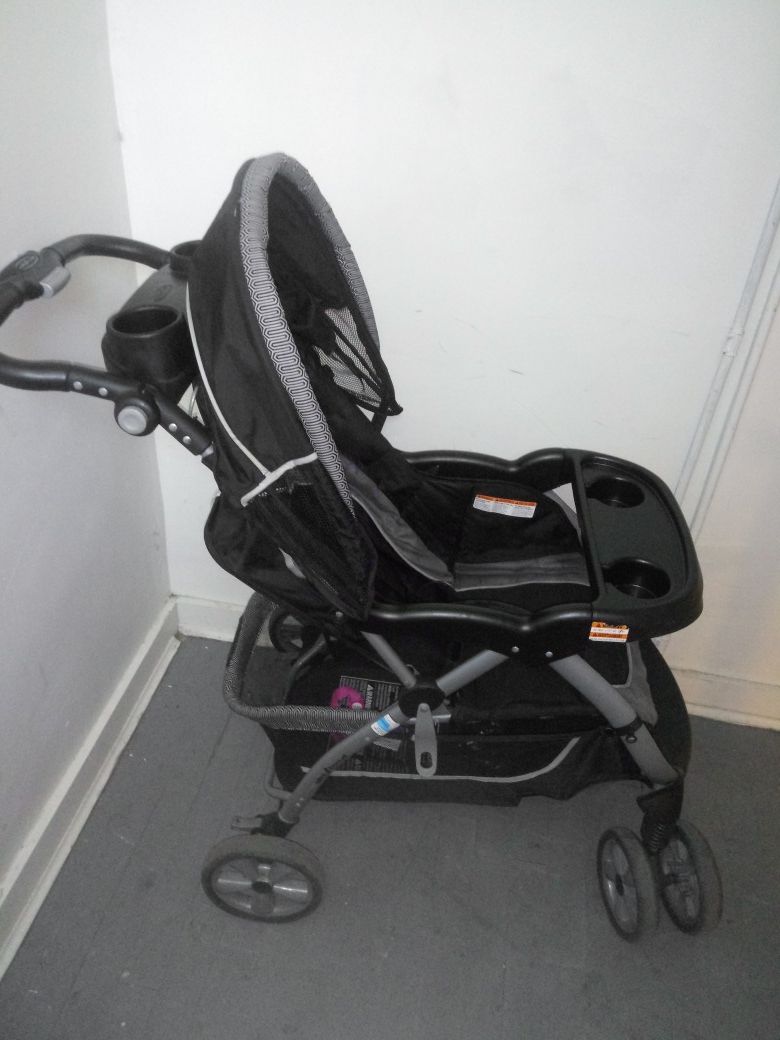 Baby Stroller / Coche de Bebé