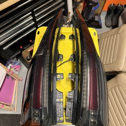 Yukon Denali Escalade Taillights 