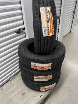 225/65/R17 Arroyo pro All Season light truck tires