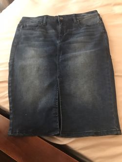 Metaphor brand women’s jean skirt