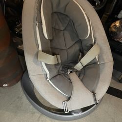 Nuna Leaf Baby Swing