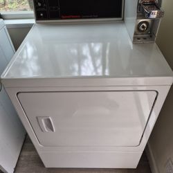 2017 Speed Queen Commercial Dryer