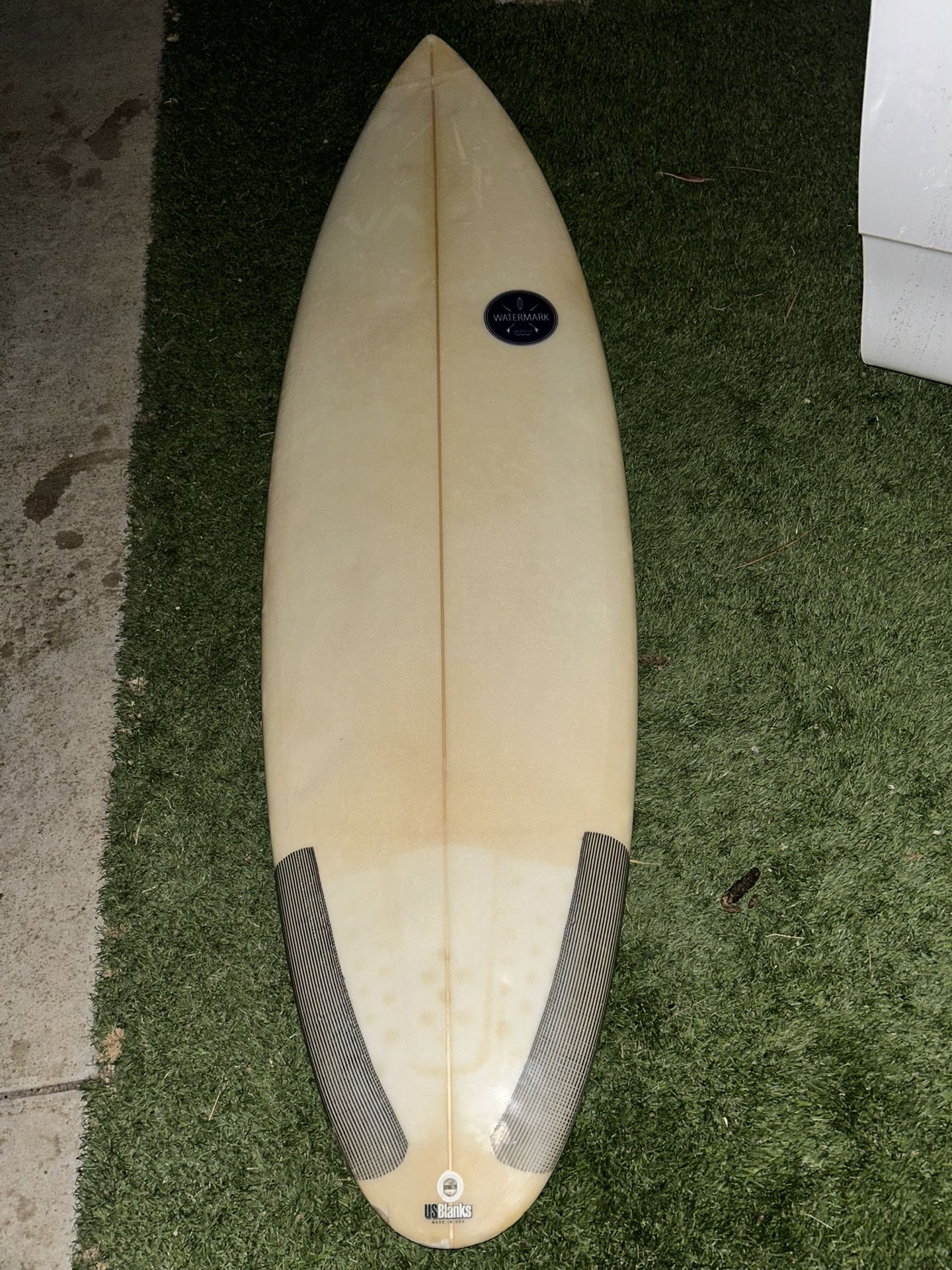 Shortboard Surfboard 6'3 Watermark