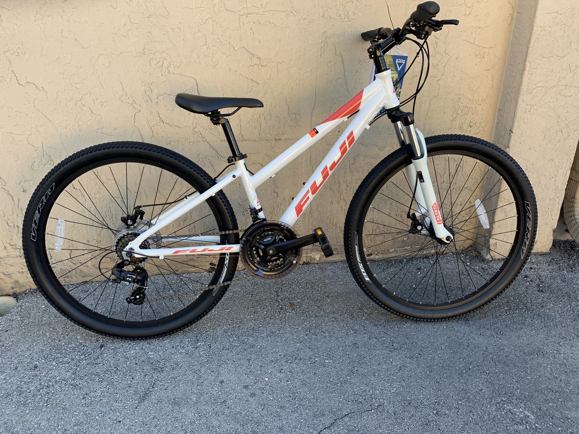 fuji 21 speed bike