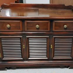 Vintage Working Vinyl,Radio Player And Recorder