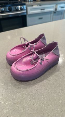 FREE Toddler size 8 NEW