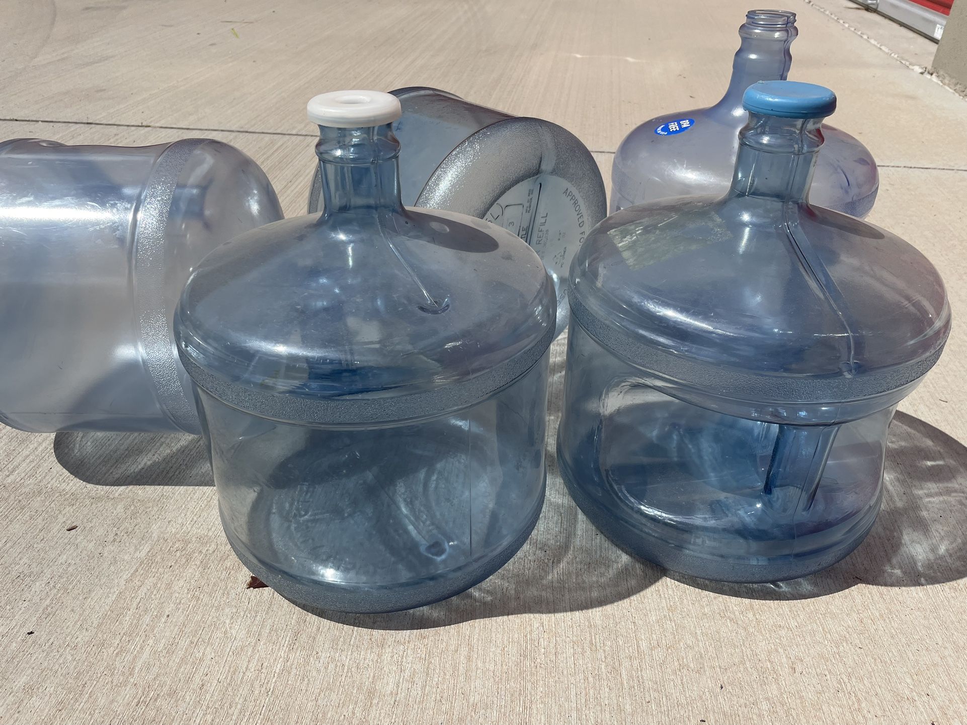 3 Gallon Water Containers Purified Spring Bottled Filtered Alkaline Artesian Distilled Soft BPA free Plastic Water n ice Apartment Hom