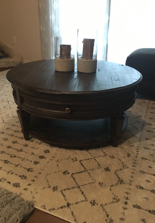 Beckley Round, Coffee Table, Weathered Charcoal