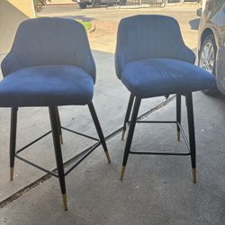 2 Beautiful Stools 