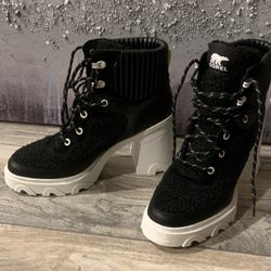 New Sorel Boots, Lace Up Sorel Brex  Boots, Women’s Sorel Booties Size 9