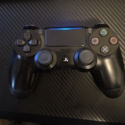 PS4 Controller 
