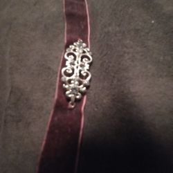 Lady's  Necklace 