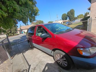 1999 Toyota Sienna