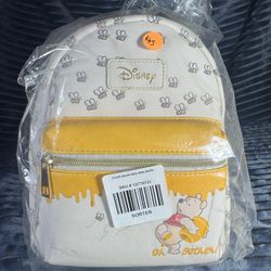 Loungefly Pooh Bear Bees Mini Backpack 