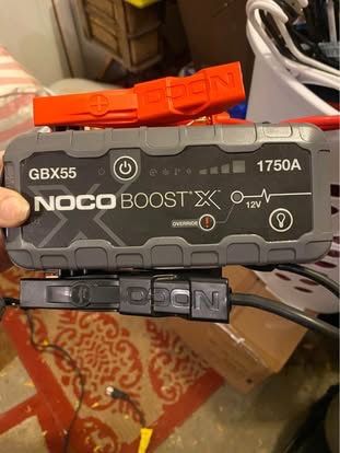 Like NEW- NOCO 1750A 12V jump starter