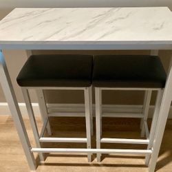 High Top Table Set With 2 Stools